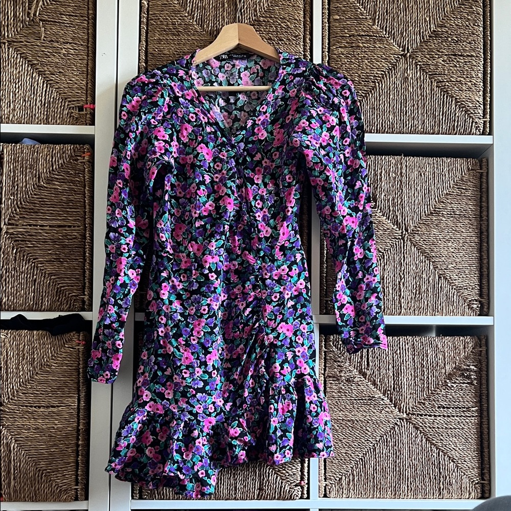 Zara Black Floral Long Sleeve Dress